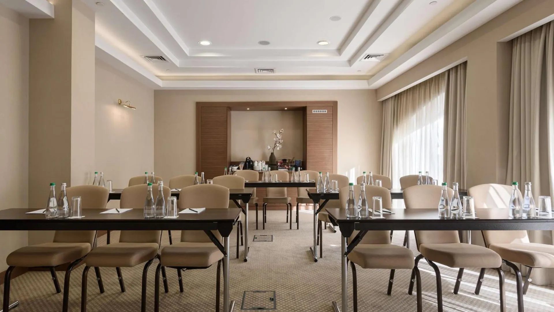 Radisson Blu Hotel, Kyiv Podil City Centre Hotel